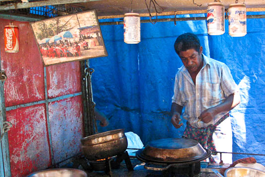 India, Kerala, fish, street food, food cart