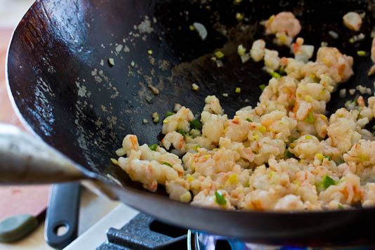 Stir-fry Shrimp in Wok