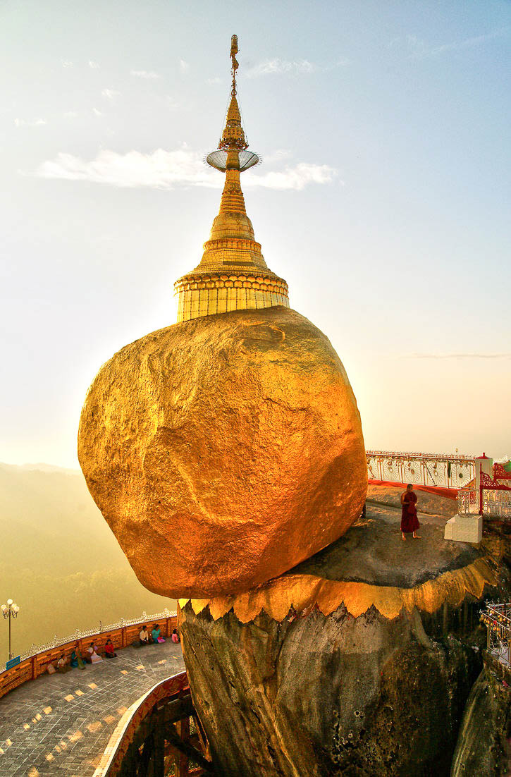 Kyaiktiyo Pagoda, "Golden Rock" - Burma